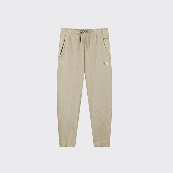 Nikola Joki? - Crown Trouser：Khaki